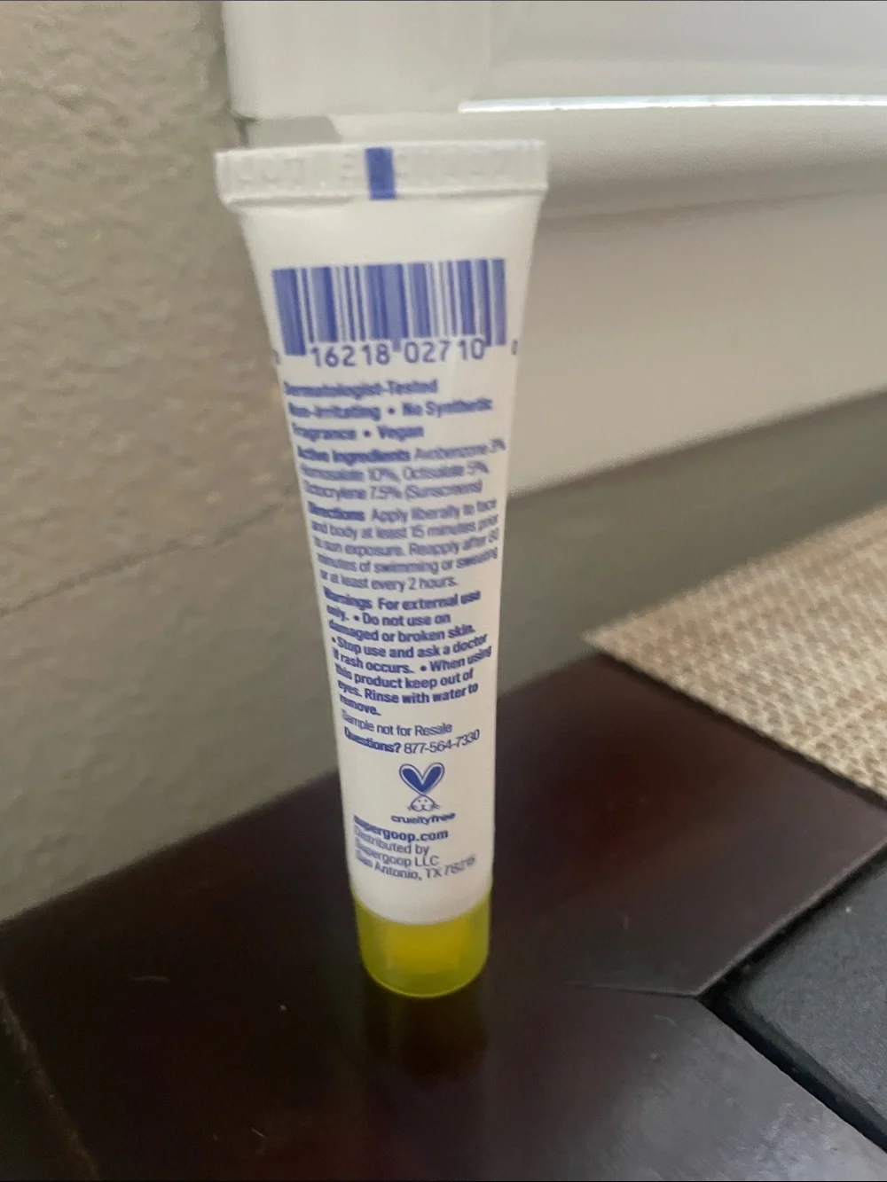 🎉🎉 5 for $15 Supergoop! PLAY Everyday Lotion SPF 50 - Yellow and White Tube